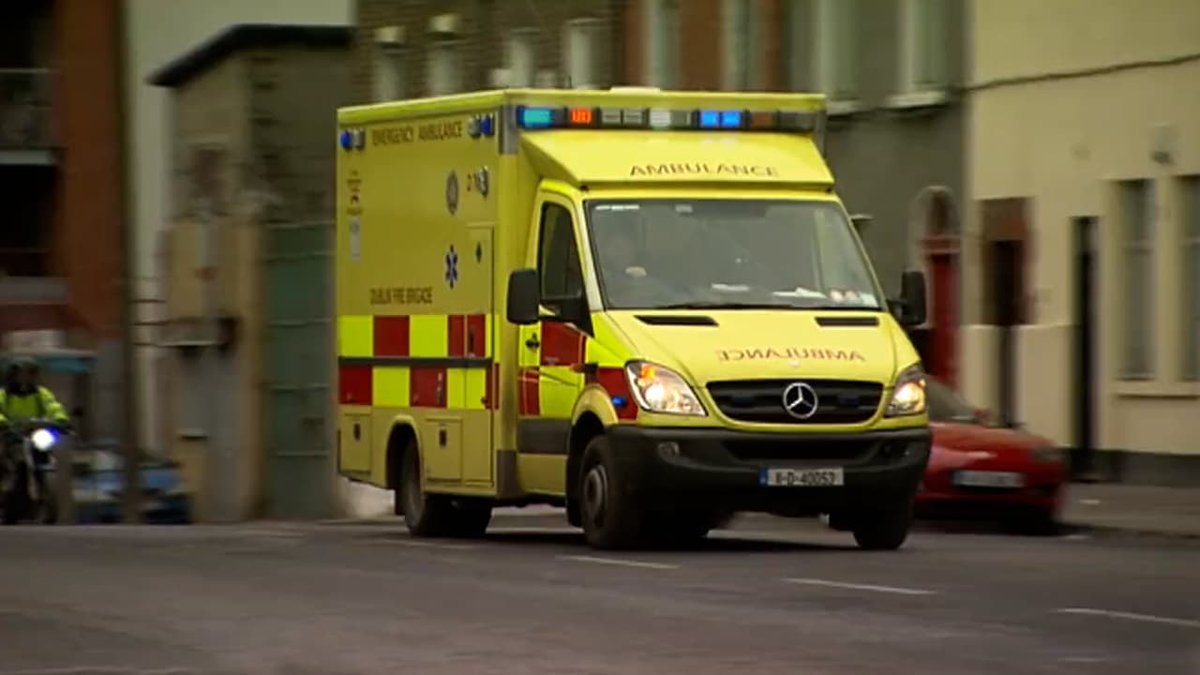 thelittlegreen6's tweet photo. BREAKING: Leo Varadkar rushed to hospital with finger stuck in nose, doctors unable to remove it! https://t.co/XifKfuvr7g