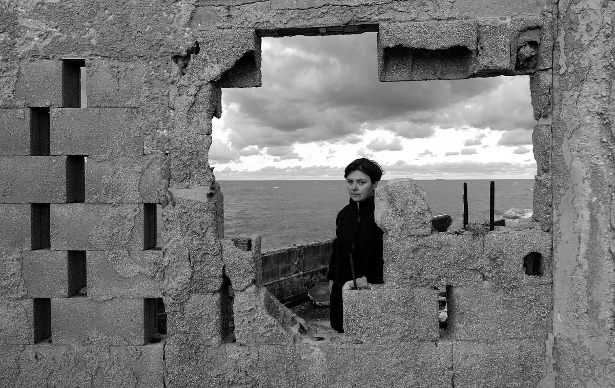 toneglow's tweet photo. "I think people—my people, people that I choose—are my safety net. I like to rely on their brain as opposed to an algorithm, you know?" —Valentina Magaletti

@TuskIsBetter talks w/ Magaletti about storytelling through music, her various projects, &amp; more.

https://t.co/yr7GwGwSqb https://t.co/euEJoRZgYb