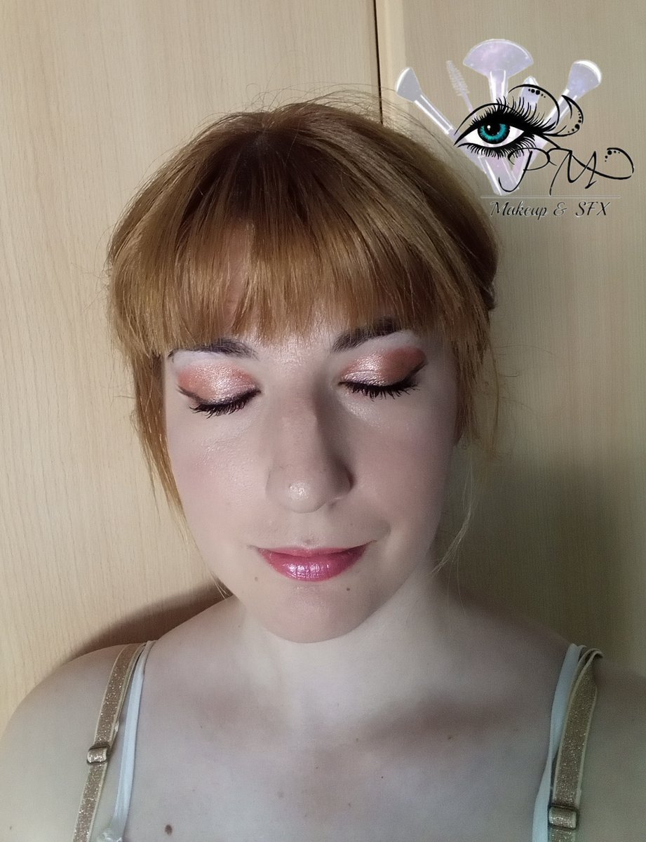 Maquillaje para invitada de comunión con tonos dorados y blancos para vestido ibicenco~
#maquillaje #makeup #invitadaideal #comunion2023 #ibicenca #dorado #DoradoYBlanco