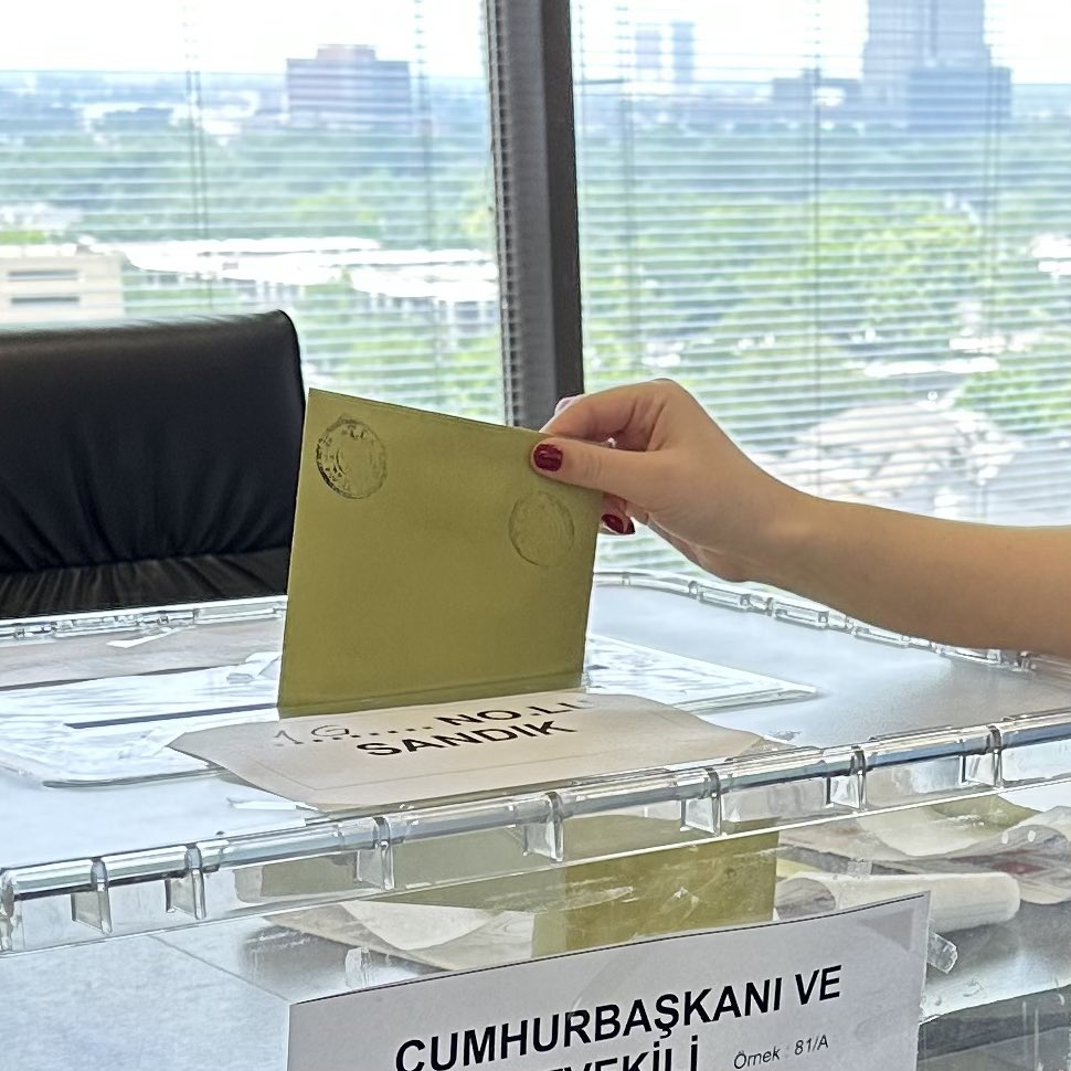 Aslı B Aydın tweet media