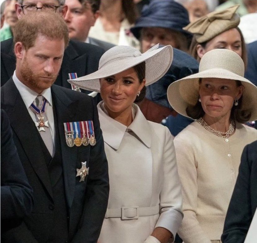 i_b_rob's tweet photo. @Mystifeye β¦Haroldβs #jealousy was evident at the
#seviceofThanksgiving towards his family! #PlatinumJubilee #ThirdRowHarry #KingCharlesIII ππ https://t.co/upY3yTUyJx