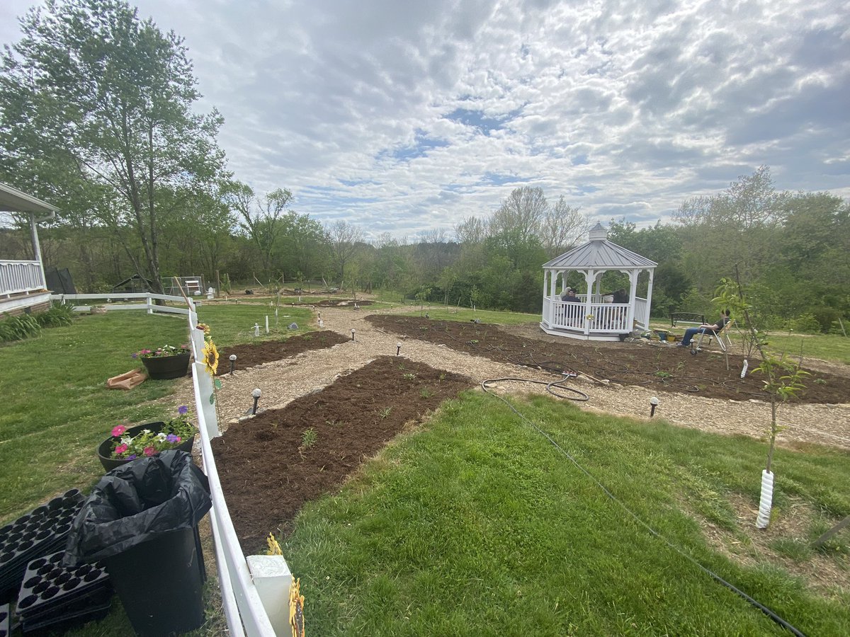 DrRooftopKY's tweet photo. Planting day at #CharleesOrchard was a huge success. Over 1500 native plants in the ground. When grown, this place will be a butterfly/bee/hummingbird oasis. Nature's palette on display. I think Charlee would approve.
#TheLuckyFew
#ThreeArrowsFarm https://t.co/u67K2zituS