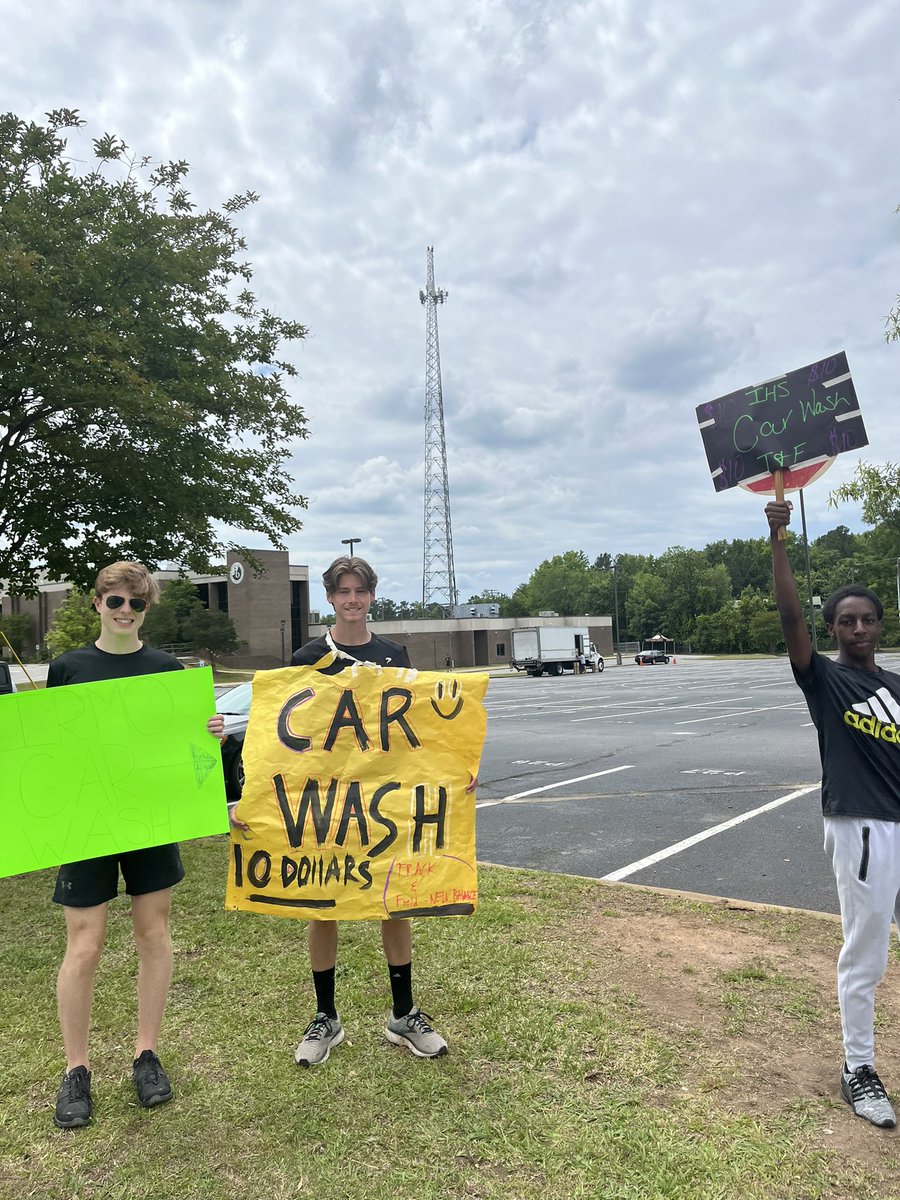 tf_irmo's tweet photo. Fundraising and having fun for our track team @fearthestingihs @IrmoYJClub https://t.co/YoEg41klqE