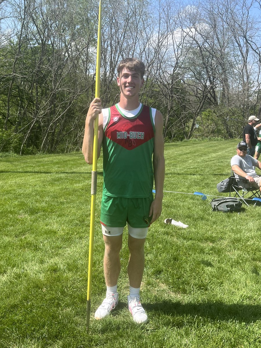 MidBuchTrack's tweet photo. Jackson Wahlgren places 2nd in Javelin with a throw of 48.90m advancing to sectionals! https://t.co/JnucOwwGH0