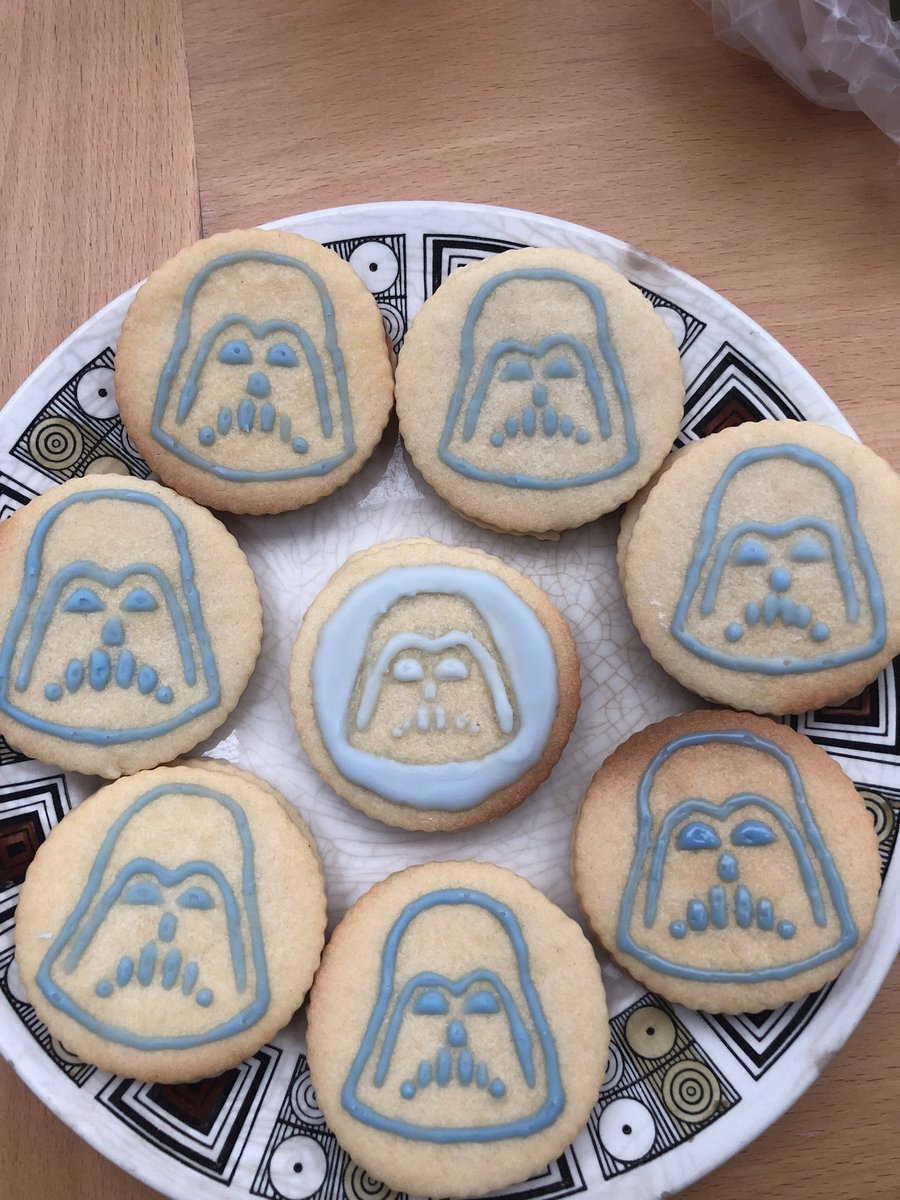 Know_HG's tweet photo. Iโm not much of a cake baker but I had to do something for @bake4mecfs
Scottish delicacy, empire biscuits. Feel the Force.
Please join in and donate to @long_covid at https://t.co/ZfK6YTQO0D
#bake4mecfs #cakes4longcovid
See https://t.co/vtJbYWowlu for details https://t.co/bZ131re2LQ