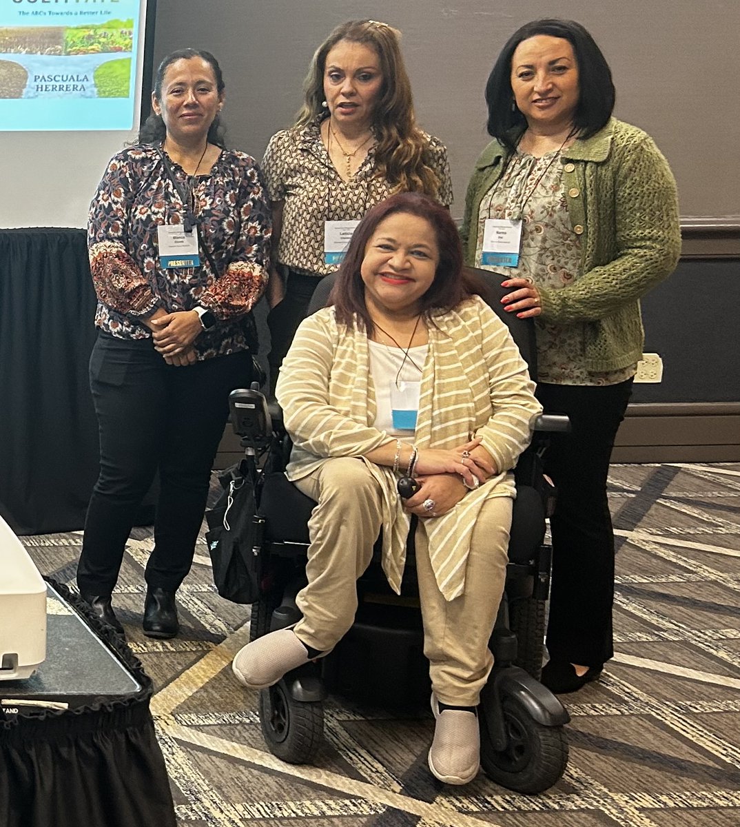 #d83shines Our wonderful BPAC members Norma Diaz, Leti Chaidez, Blanca Elizalde share their experiences Bilingual Parent State Summit. Author @PascualaHerrera led the presentation in sharing  effective book studies with BPAC members.    @ISBEnews @IL_Resource_Ctr BPAC SHINES!