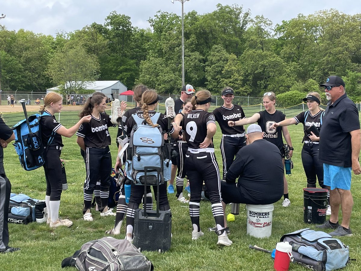 Missouri Bombers 18u Gold Veselske/Roth tweet media