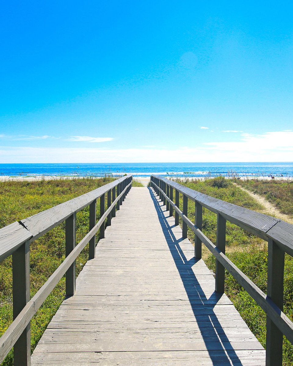 Let's debate our beaches! ⬇️ 
🏖 Sullivans Island
🏖 Folly Beach
🏖 Isle of Palms