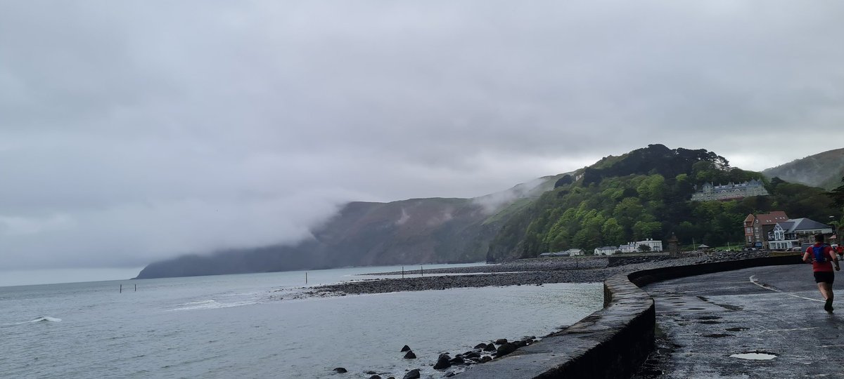 katedavis1706's tweet photo. A breath of fresh air on Exmoor with @MaverickRace After weeks of injury and work madness decided to do the half instead of full marathon. One word, hills. But had a blast and spent the day with a lot of super stars #trailrunning #running https://t.co/vWmbITlnFl