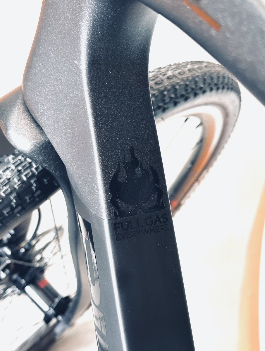 shontishar's tweet photo. Bought a new toy 😍#roadtogravilbike #cycling #fullgaseverywhere #pinarellogrevil @Pinarello_com https://t.co/R88I5gSKzX
