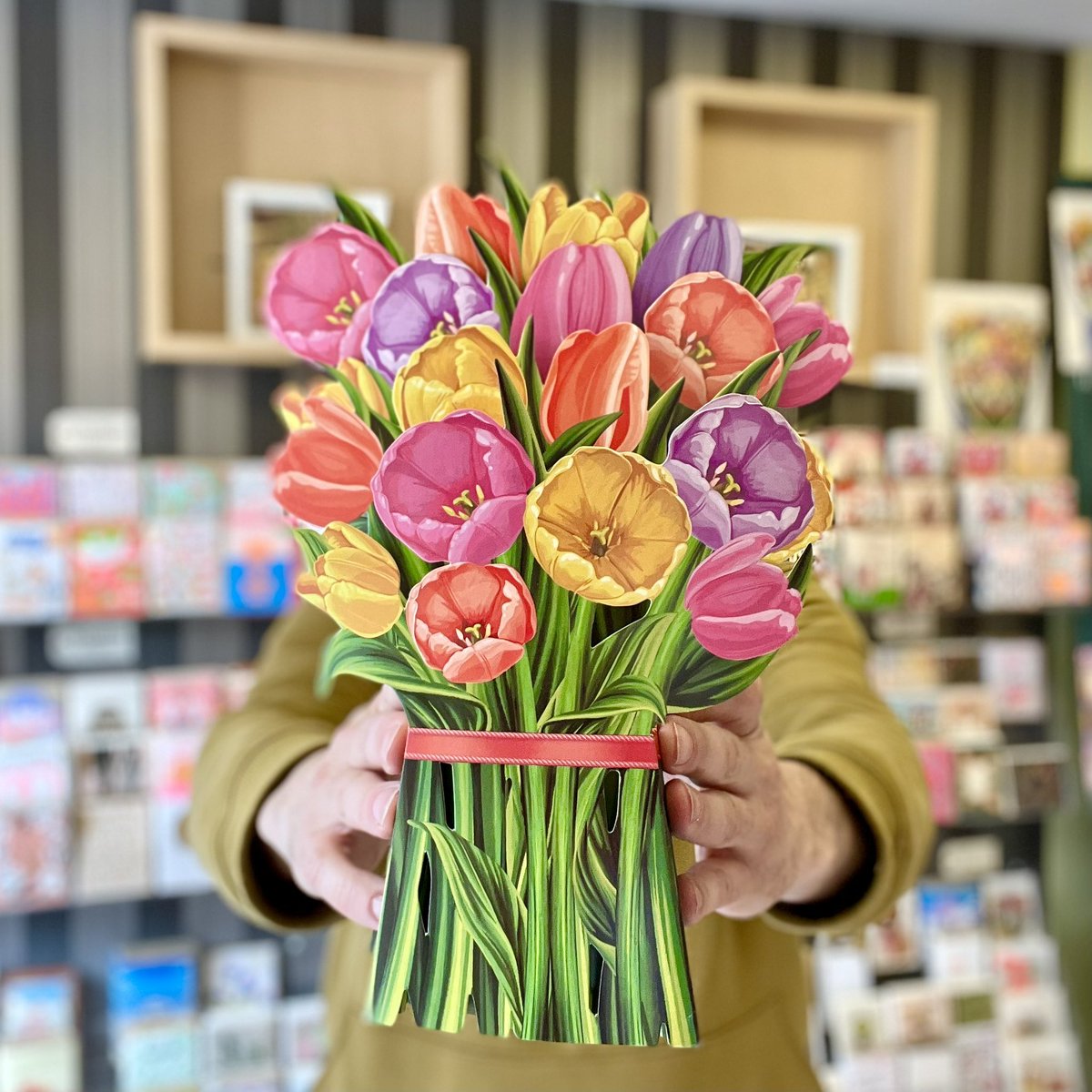 This Mother's Day, give a 3D card that stems from the heart to thank her for all that she does.  
#shoplocal #shoplocalyqr #shopsmallbusiness #ShopSmall