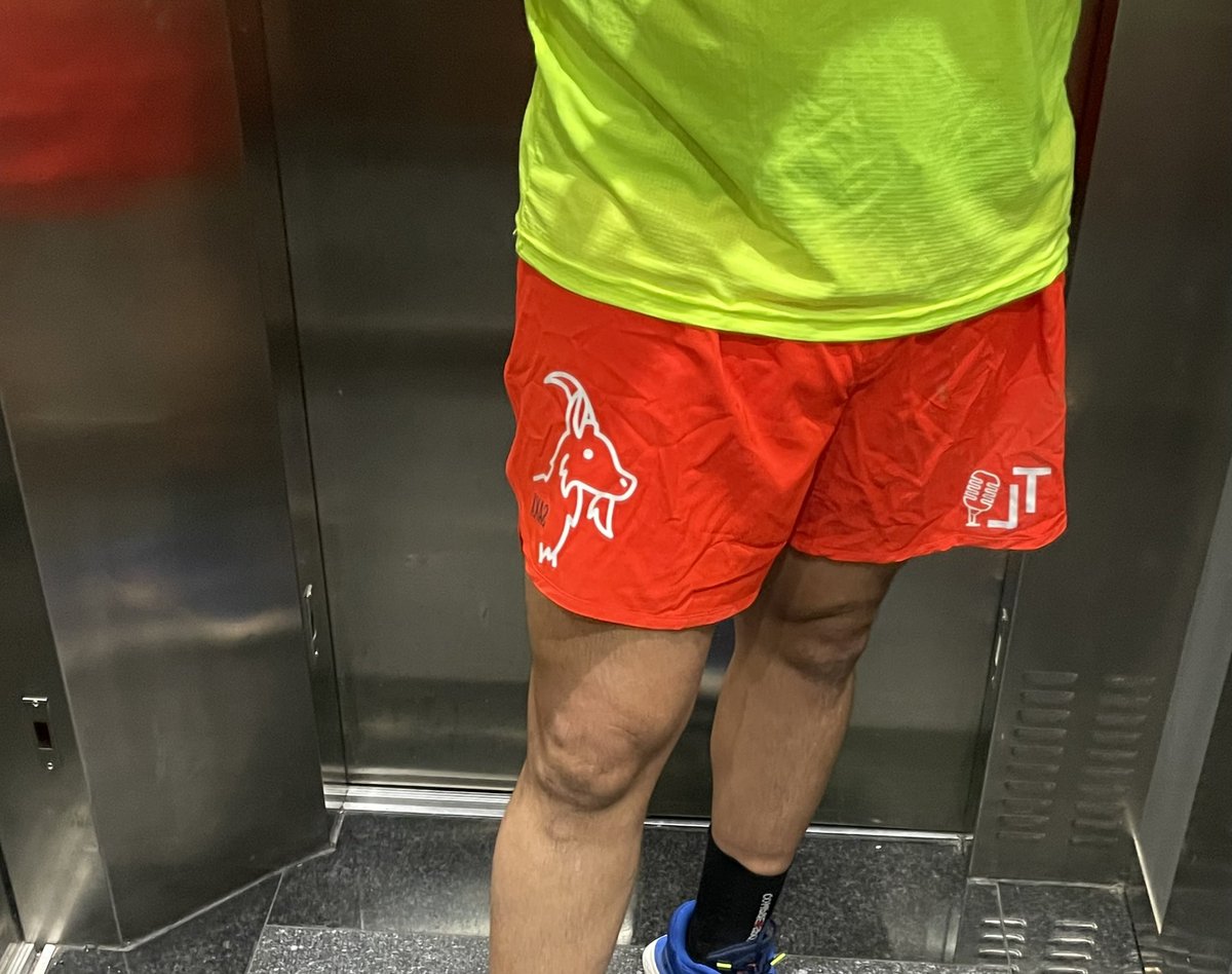 David Aguilera (@agui7david) on Twitter photo Los de la cabra <a href="/Tirada_Larga/">Tirada Larga🎙</a> Pantalones con super poderes, para correr sin tener ni idea. Chulos y muy cómodos!!! Los de la cabra <a href="/Tirada_Larga/">Tirada Larga🎙</a> Pantalones con super poderes, para correr sin tener ni idea. Chulos y muy cómodos!!!