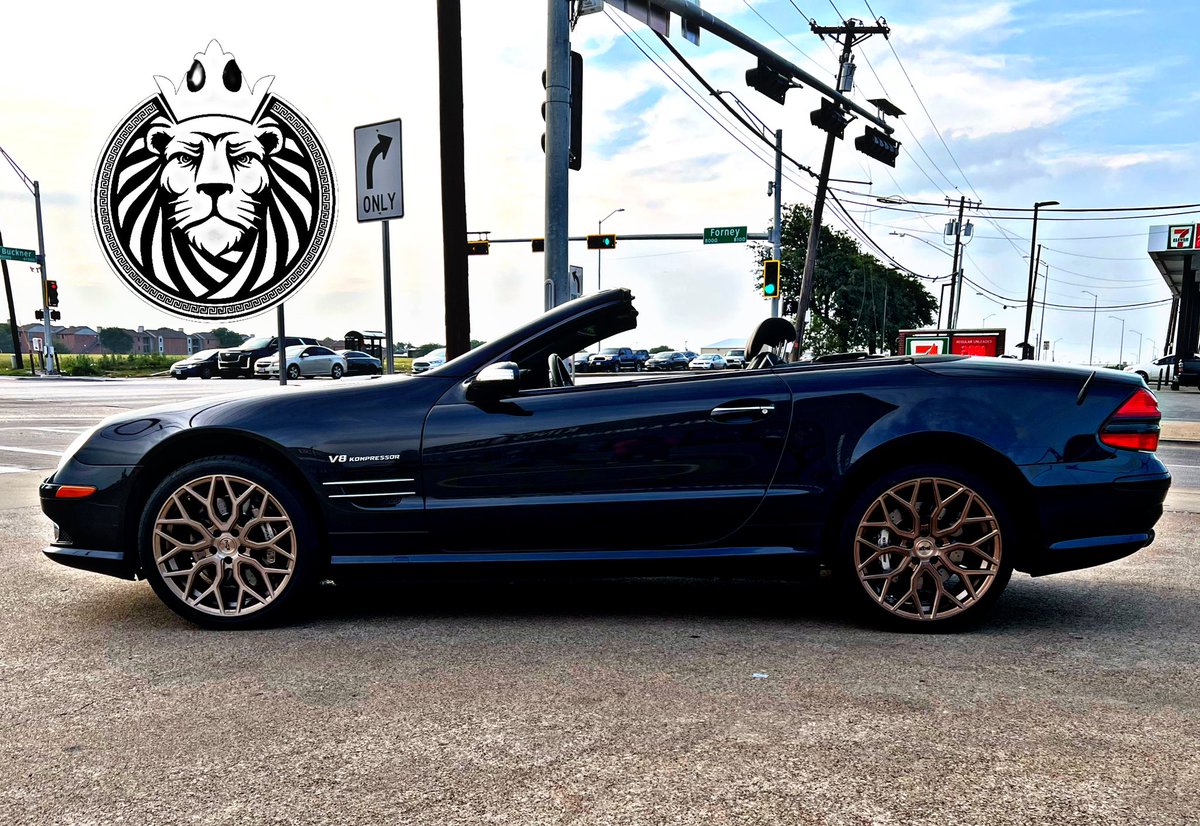 kingswheels2's tweet photo. Mercedes SL55 AMG on staggered bronze 19x8.5 &amp; 19x9.5 Niche Mazzanti’s, and wrapped up in Versante Tyres!! #KingsWheels2 #SuspensionSpecialists #Mercedes #Sl #500 #NicheWheels #Texas #Dallas #GreedyGrove #Buckner https://t.co/TvqWinfsNX