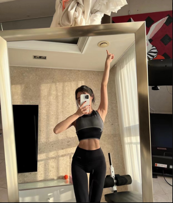 Viola9028's tweet image. Saturday night gym session