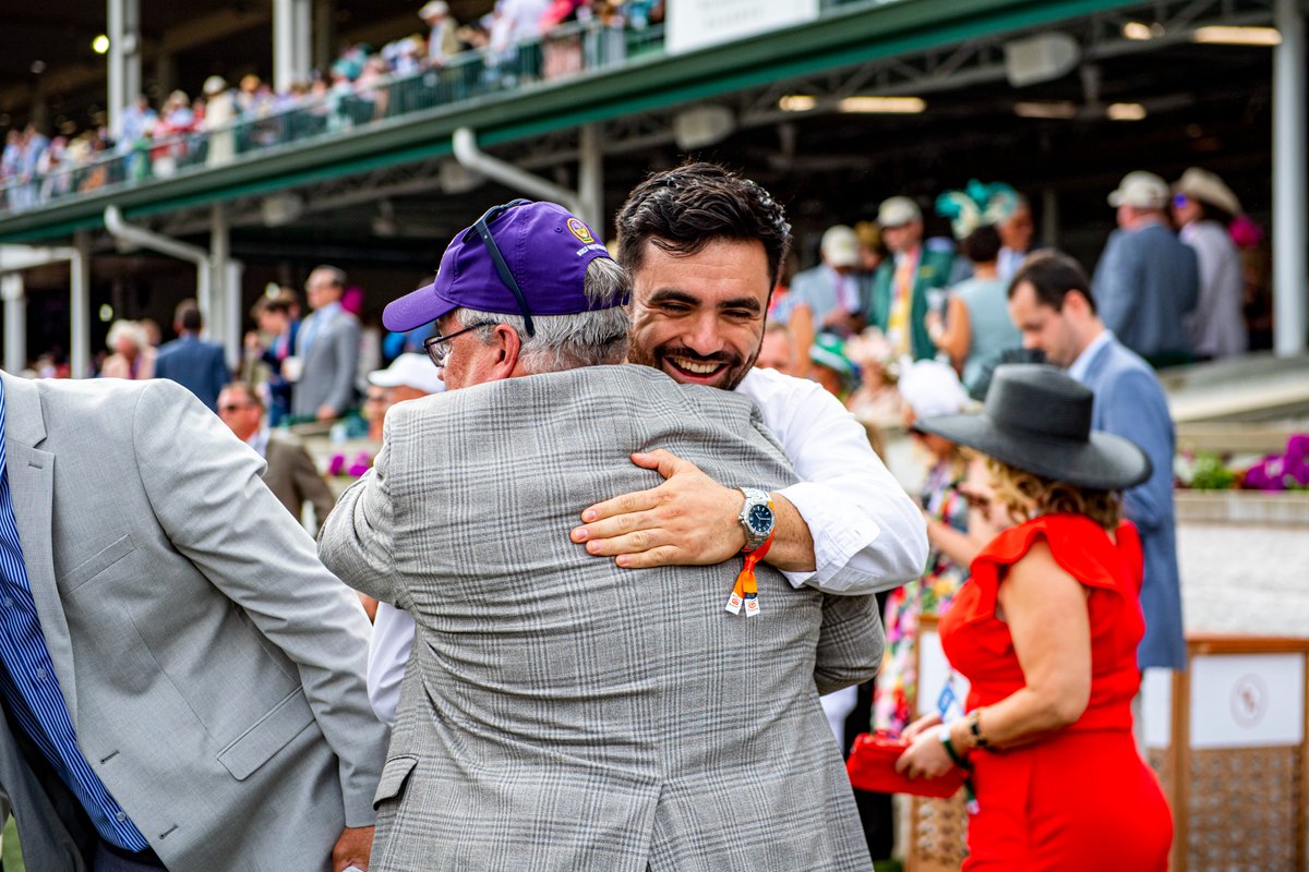 KentuckyDerby's tweet photo. Such a special win!

#KyDerby https://t.co/oC8CM540UE