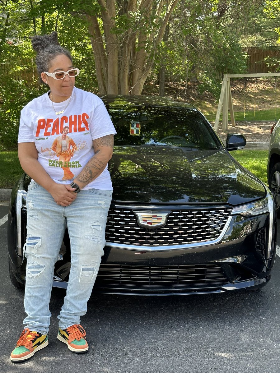 dominican731's tweet photo. โYou can tell she been in the south but attitude still on New Yorkโ
#cadillac #newyorker #koolkiy #dmv #dominican #georgia https://t.co/LKWDZXaWIy