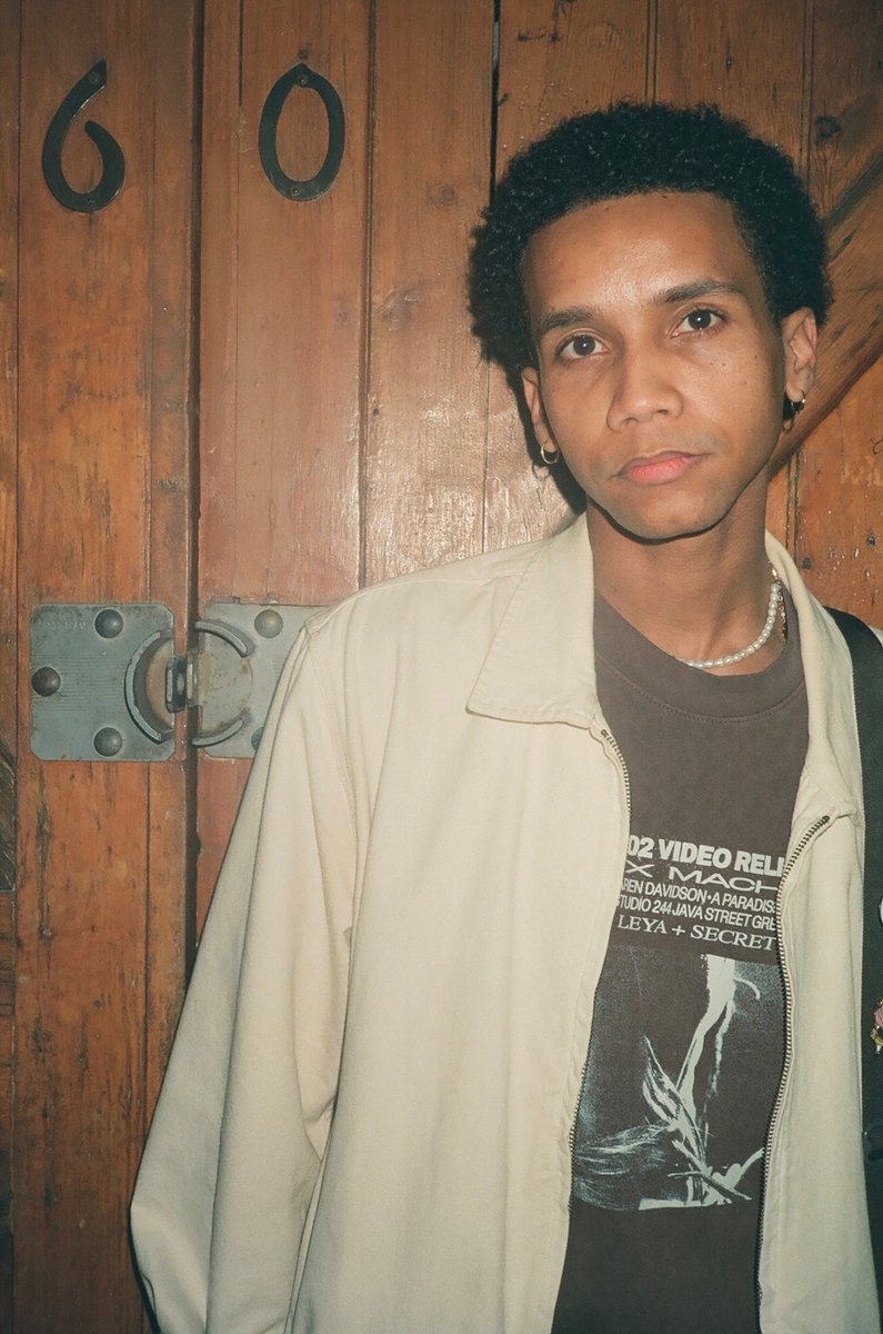 tre 🕊 tweet media