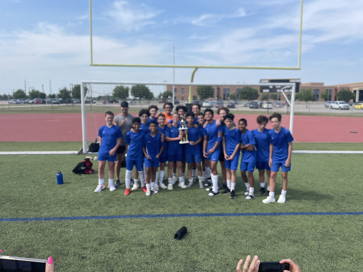 cobb_cyclones's tweet photo. 17 middle schools… 1 Champion!  Congrats to our Cyclone 8th grade soccer team on hanging a banner!!  #iseeucyclones https://t.co/tectGsaVW6