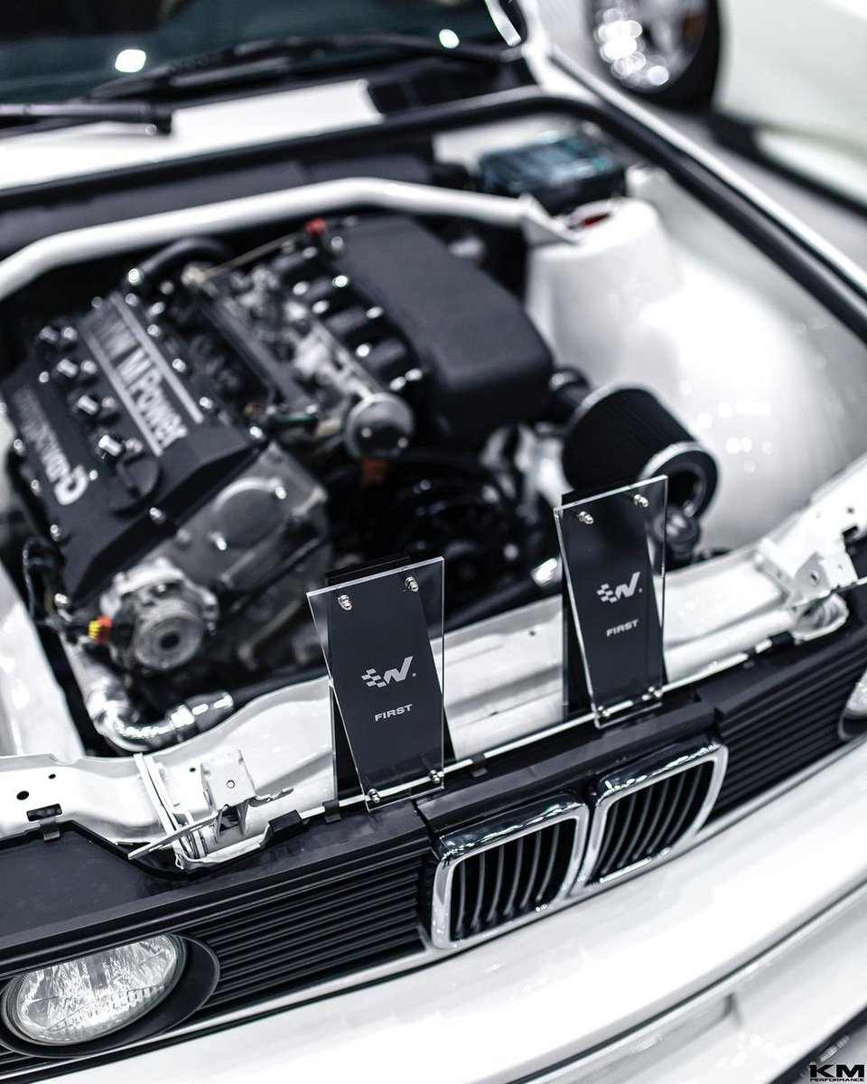 low_journal's tweet photo. Cleanest build of wekfest
#Lowjournal
.
.
.
.
.
.
.
.
Owner:aichan_m3
📸:@kmperformancejp 
.
#bmw #e30 #m3 #bmwe30m3 #wekfest2023 #wekfestjapan https://t.co/edCm5NBwiT