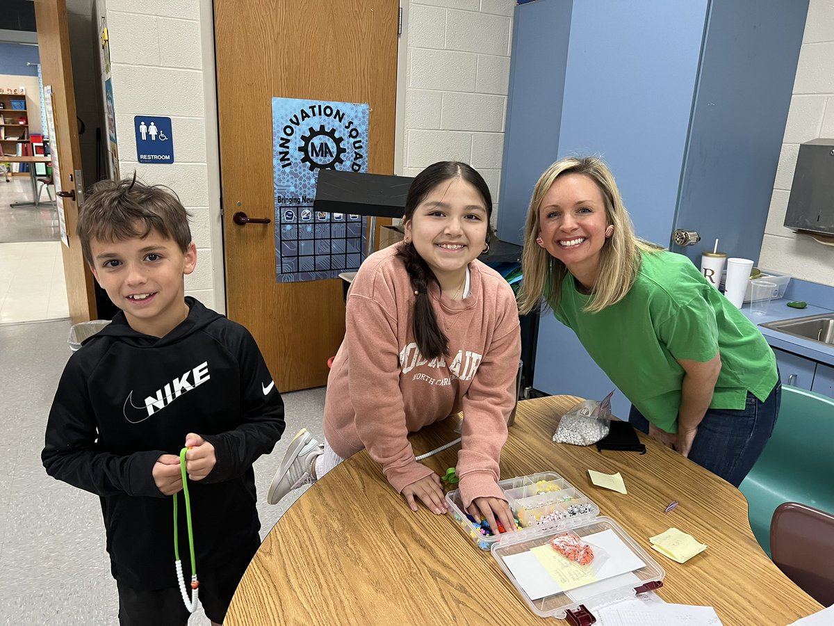 cbbpayne's tweet photo. Being part of the #JOfamily is pretty special! @MACSchools https://t.co/oenDLXaRtM