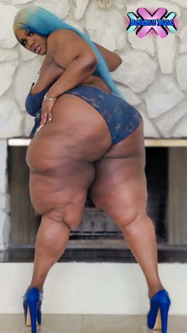 Do you like like chocolate? 

#bbwpornstars #beverlyblue #blackbbws #blackpornstars https://t.co/IaS