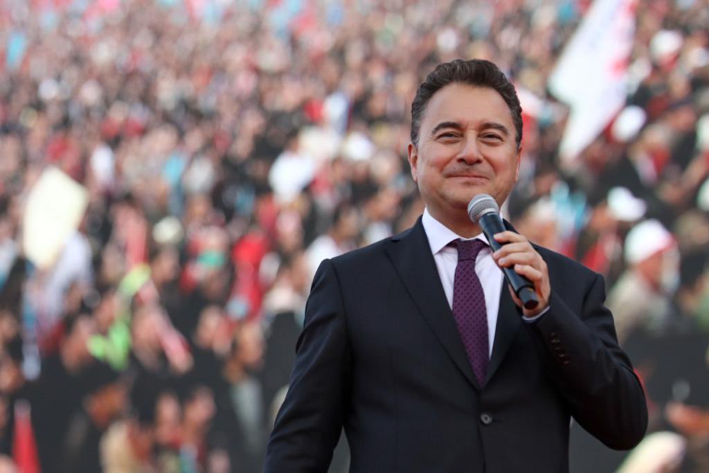 alibabacan's tweet photo. Bahara 8 kala İstanbul ile buluştuk.

Milyonlar ile “Birleşe birleşe kazanacağız” dedik.

Maltepe’ye gelen, bizlere eşlik eden, alanı dolduran tüm arkadaşlarıma teşekkür ediyorum. https://t.co/z3Ma24HY2g
