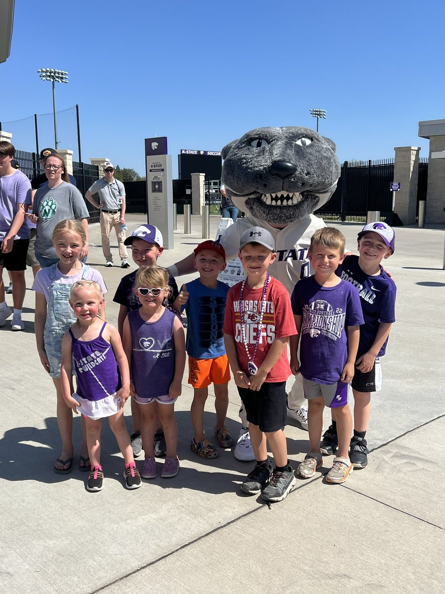 misstonn's tweet photo. K-State baseball game for Cooper’s 7th birthday party! Go cats! #KStateBSB https://t.co/RxQ8Inc3On