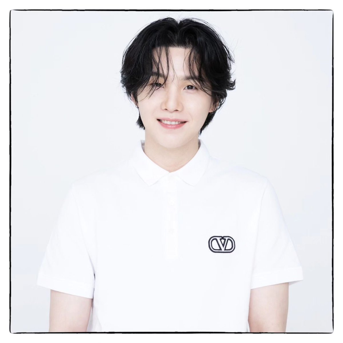 BTS_GerARMY's tweet image. [THREAD] ARMY RECAP 📰💜
06.05.2023

• Agust D Konzert Chicago Tag 2
• IG Yoongi, Joon 
• Weverse Jimin
• Steve Aoki Twitter Posts mit Yoongi 
• NBA x SUGA Video
• #EuroDsion Streaming Battle #TeamBOSS