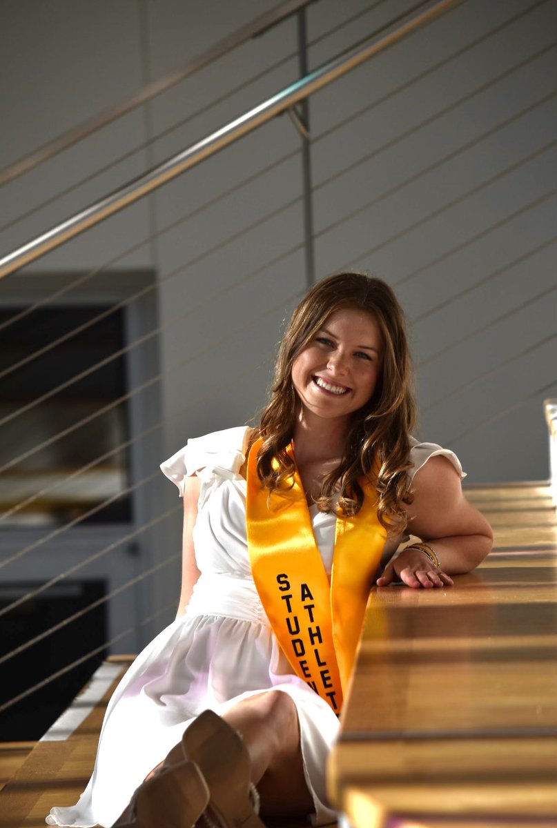 NKUNorseWGolf's tweet photo. Congratulations to our senior Abby Cook on graduating! 

We are excited to have Abby return for one more season as a Norse!

#NorseUp // @abbycook_3 https://t.co/4twdK16o0o