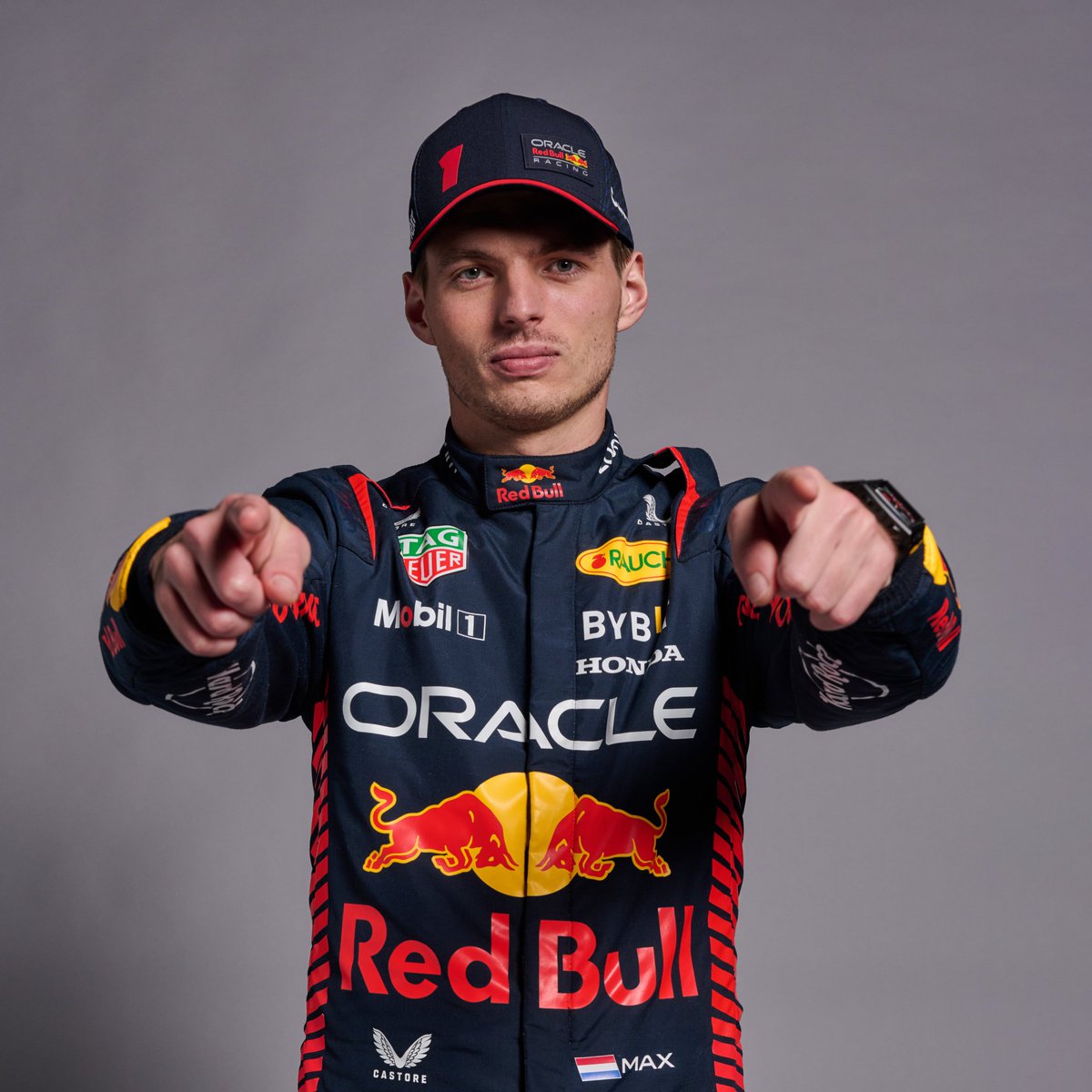 max saying "it could happen to anyone" and that they were both slightly error prone in Q3 and INSULTING THE TRACK when sky directly asks him if hes upset with charles?? THATS THE LEADER OF LECLERC NATION RIGHT THERE AND HE HAS YOUR BACK