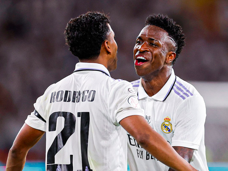 FabrizioRomano's tweet photo. Florentino Pérez: "Vinicius Junior is the best player in the world in his position. We should defend players who produce something special like him". ⚪️🇧🇷

"Rodrygo is very, very good player... and he's still so young. He's gonna give Madrid fans lot of fantastic years". https://t.co/dd3RH0zGOT