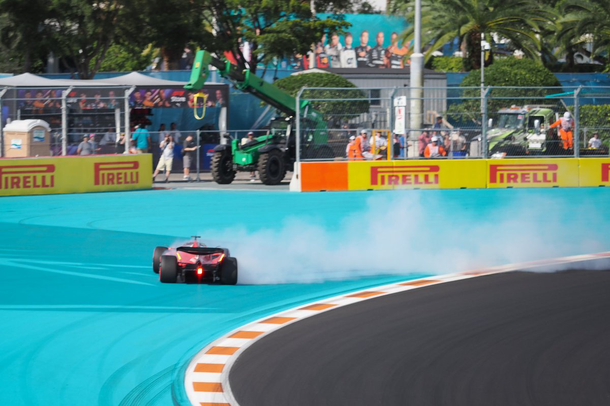 MichaelShorts0's tweet image. Charles Leclerc crashes out of qualifying. #MiamiGP #Formula1 #F1 #charlesleclerc #Ferrari