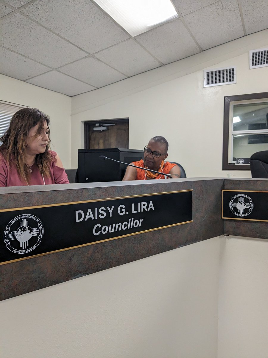 laceyda's tweet photo. Holding a pretend city council meeting as a training for the Southwest Advocacy Summit! #dacsummit2023 https://t.co/YMBa2BhUeF