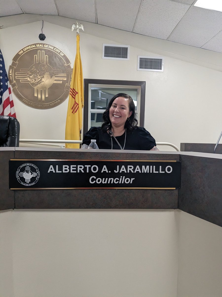 Holding a pretend city council meeting as a training for the Southwest Advocacy Summit! #dacsummit2023