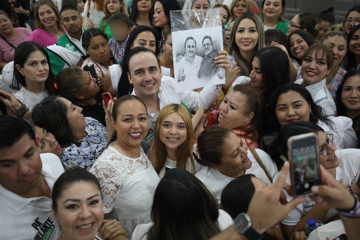 manolojim's tweet photo. El cambio en #Coahuila es con las mujeres. #PaDelanteCoahuila (2/2) @lilianasv63 https://t.co/O6K4cuFQpt