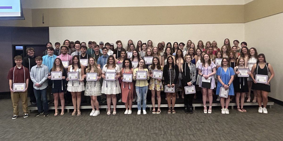 Don't mind us... just getting our Associate Degrees and Certifications before we graduate from high school. NBD.

ICYMI: youtube.com/live/Rgh2PZ2WU… 

#Classof2023 #eightyfourgrads
#EarlyCollegeAcademyGrad