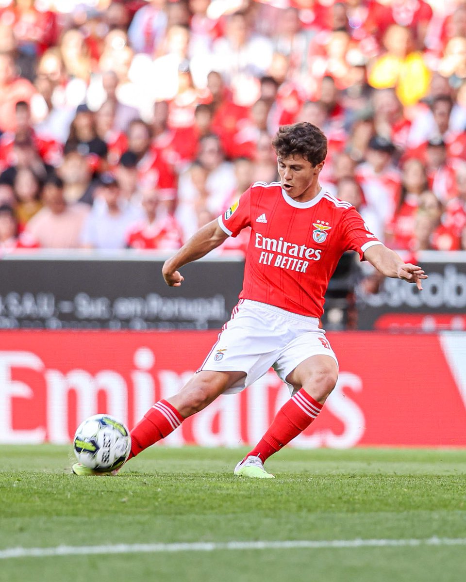 Começou a época como suplente da equipa B e termina-a a titular do Benfica. Que história bonita, que qualidade ♥️