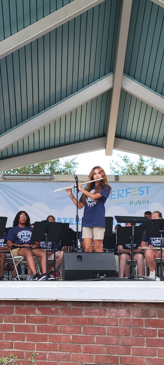 Mrs.Villafañe tweet media