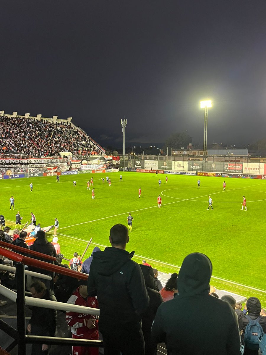 SIN GOLES EN SAN MARTIN

ET entre Chacarita y Gimnasia de Jujuy. Via <a href="/NickyMathiu/">Nicky Mathiu</a>