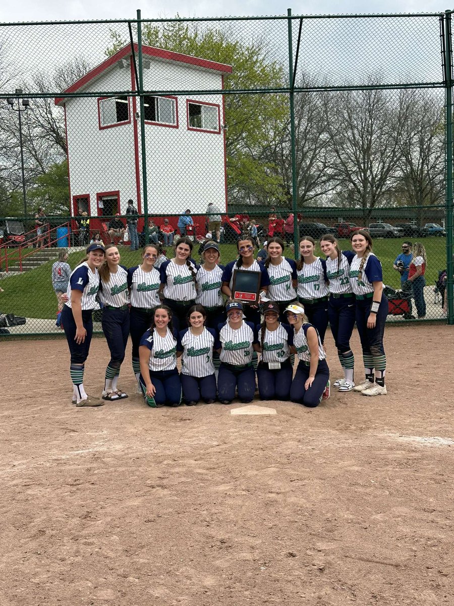 Today we won the Swartz Creek tournament! All three games our pitchers only gave up a total of 3 hits. Also- I hit my career 300th strikeout!! So much fun and great team wins. Go bolts ⚡️