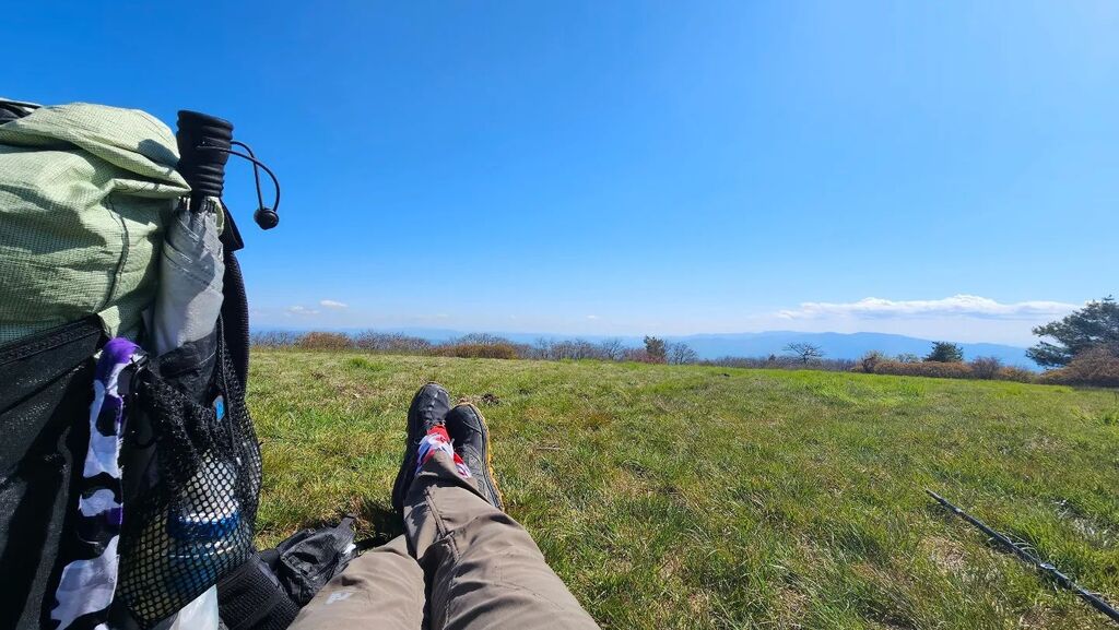 TheAPOutdoors's tweet photo. My reward for the struggle to get up here...
#priceless https://t.co/WTgNhlIfqM https://t.co/biLJz0DU55