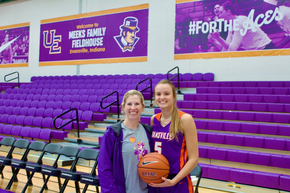 loganlu33's tweet photo. After a great conversation with @CoachRSW, I am excited to announce that I have received an offer to play at the next level at the University of Evansville! Thank you for giving me this amazing opportunity!! #GoAces @JasonLitz @UEAthletics_WBB https://t.co/UQ5Eehwvde