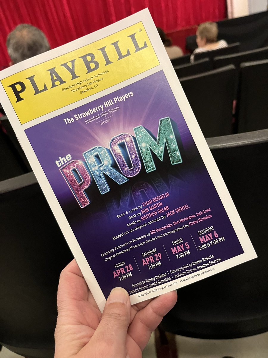 sueyellen's tweet photo. One of our favorite shows on Broadway AND supporting a local high school. No words for how outstanding this cast/show/creatives are and it’s clear they left their soul on stage. #unrulyheart #buildaprom https://t.co/Fqd7FV6Wrw