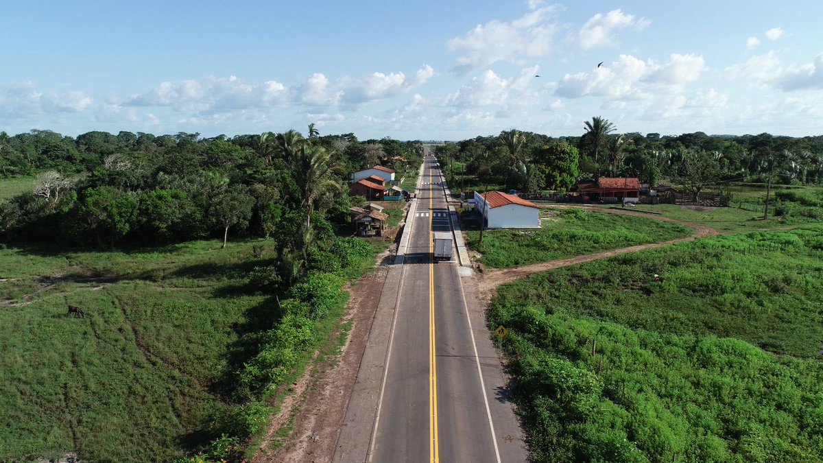 claytonoleto's tweet photo. Muito feliz com a conclusão dos acessos à ponte Central/Bequimão. Trata-se da realização de um sonho para a população de toda a Floresta dos Guarás e da Baixada Maranhense. 60 anos de espera encerrados. https://t.co/5JVPlyOZpm