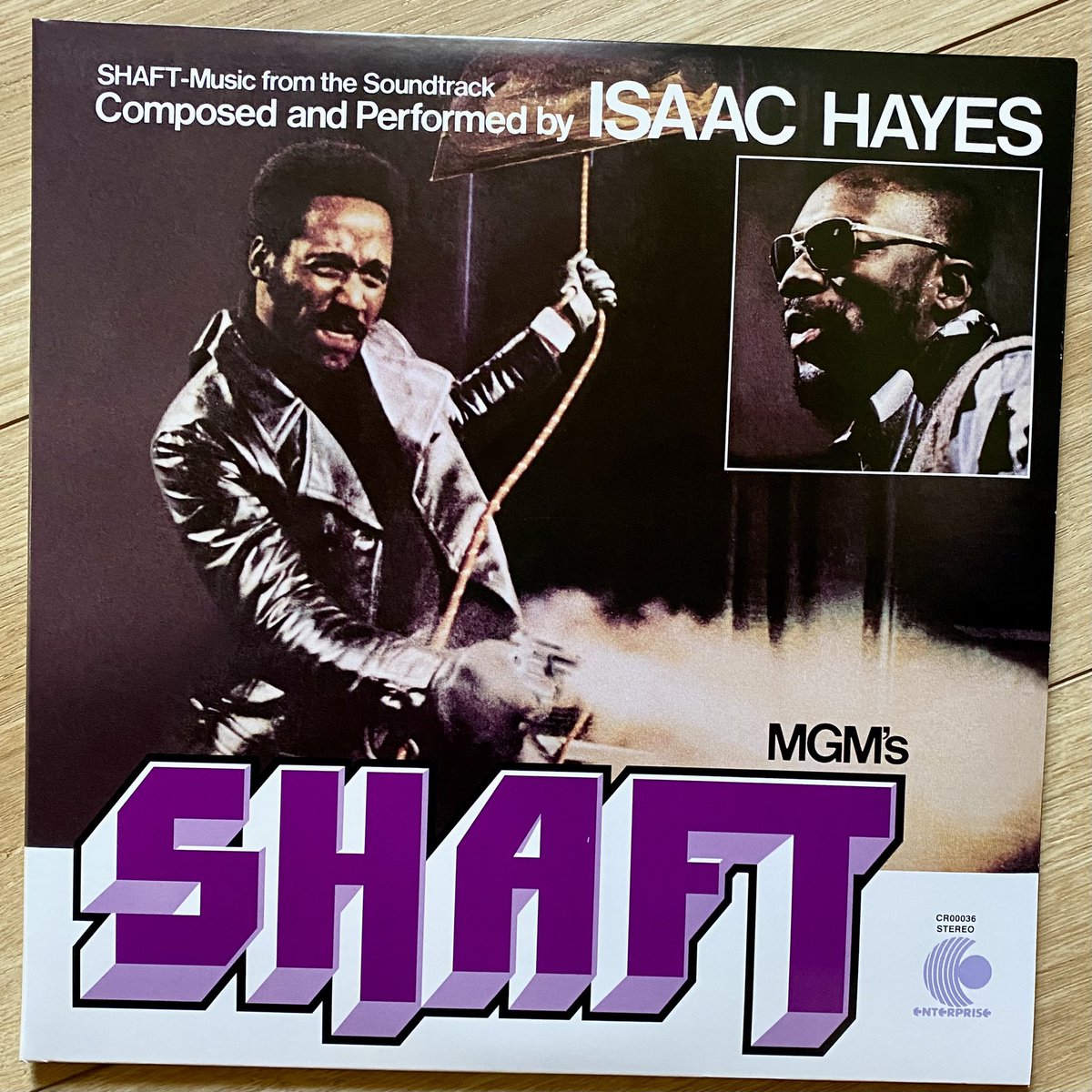 CMoneyKS's tweet photo. #NewVinylSaturday #IsaacHayes #Shaft #MusicFromTheSoundtrack #Soul #Memphis #RnB #Soulsville @staxrecords #CraftRecordings #ConcordMusicGroup #EnterpriseRecords #MGM
With an @oskarblues #HazyBlues #JuicyIPA #IPA #CraftBeer #IPASnob https://t.co/O107SnVL2p