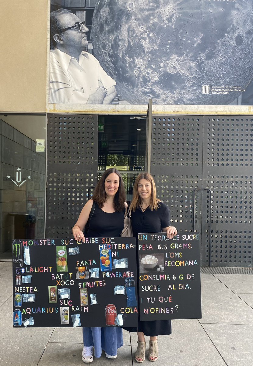 Guindavols's tweet photo. Dos ponències dels projectes del departament de Ciències Experimentals en les IV Jornades STEAM de l’@IceUdl. @laurasegre i Montse Mir han explicat el projecte: Com es menja a l’ESO? i @CosiallsAnicet: Com és de gran la Terra? anys. #steam @LleidaSteam #alimentaciosaludable https://t.co/bPwGfnGx28