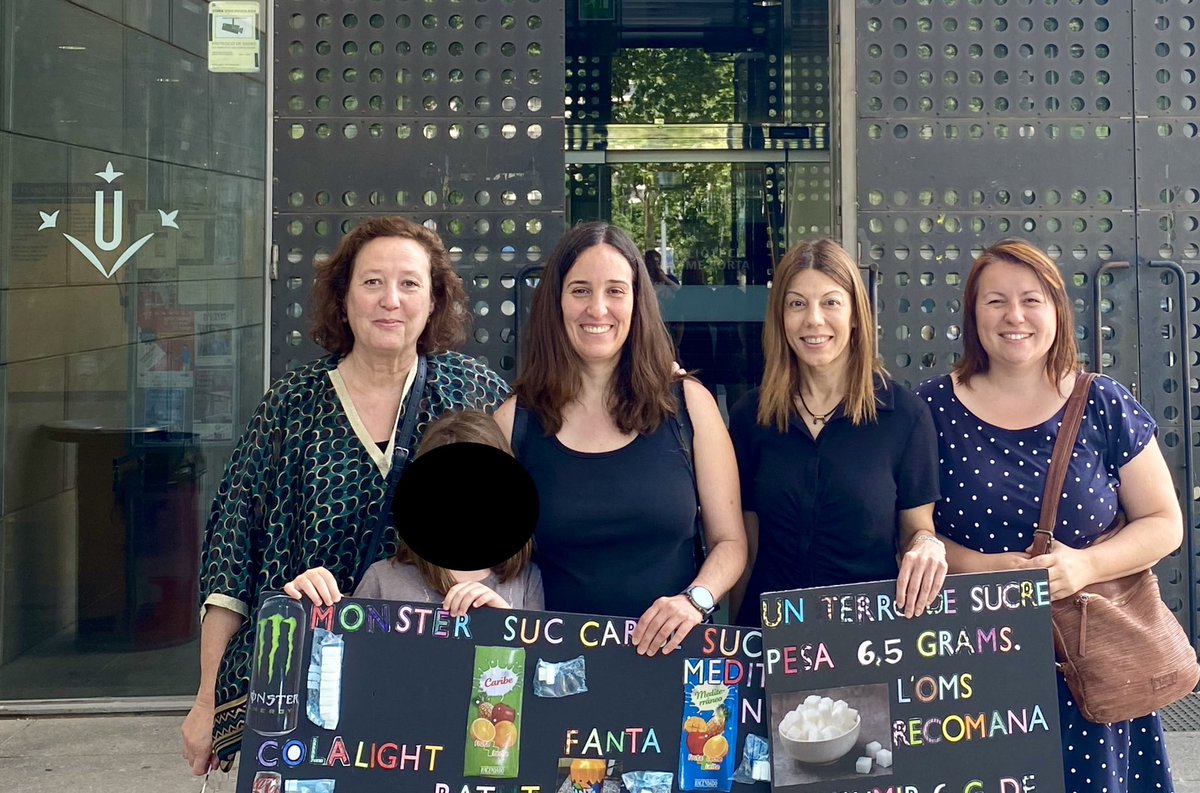 Dos ponències dels projectes del departament de Ciències Experimentals en les IV Jornades STEAM de l’<a href="/IceUdl/">ICE UdL</a>. <a href="/laurasegre/">LauraLa</a> i Montse Mir han explicat el projecte: Com es menja a l’ESO? i <a href="/CosiallsAnicet/">Anicet Cosialls</a>: Com és de gran la Terra? anys. #steam <a href="/LleidaSteam/">Lleida STEAM ICE</a> #alimentaciosaludable