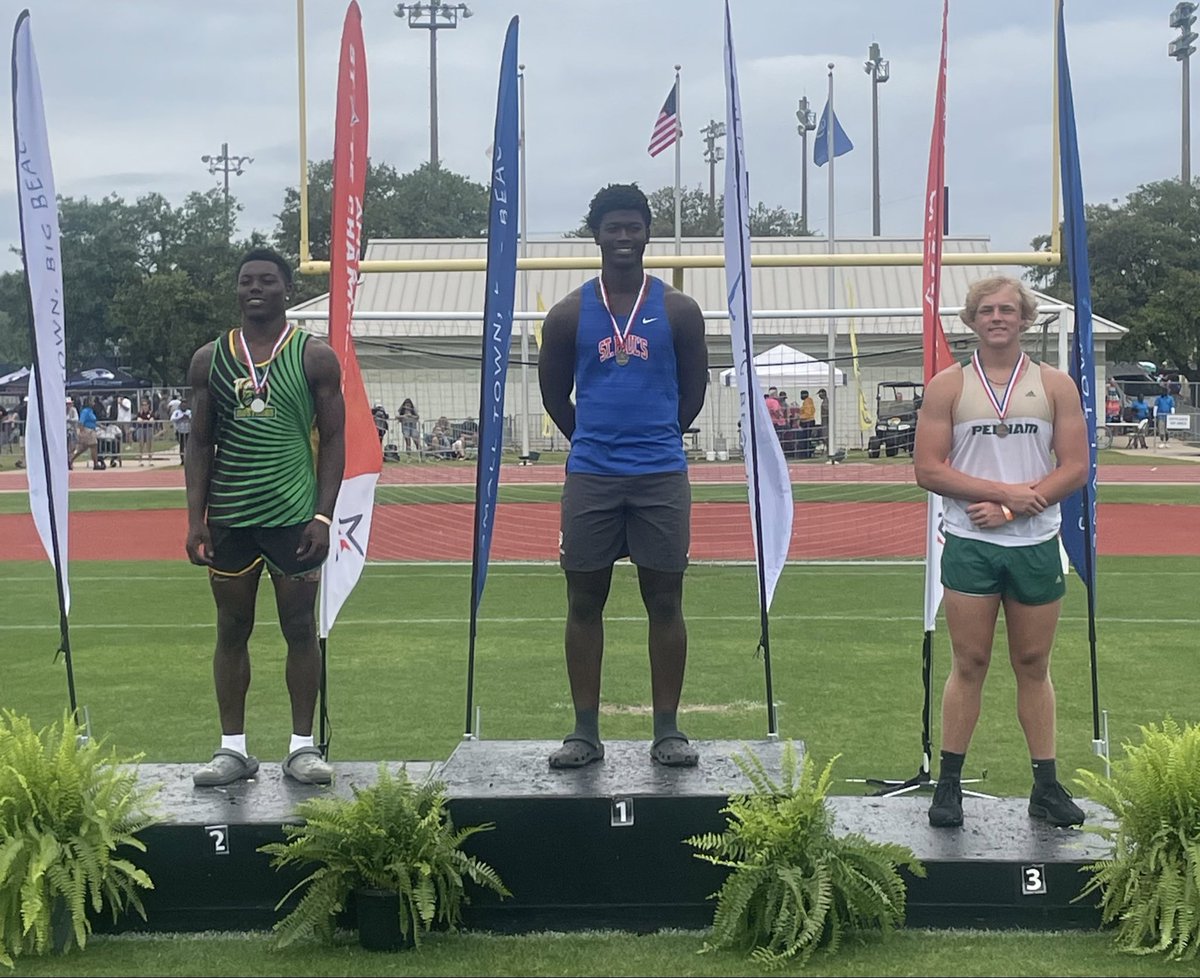 <a href="/calebnewell6/">Caleb “BIG 60” Newell</a> @PELHAM_AD <a href="/Coach_MikeVick/">Mike Vickery</a> <a href="/Coachspringfiel/">Marty Springfield</a> <a href="/CyndiMason2411/">Cyndi Mason</a> @PelhamAthletics <a href="/dadams1981/">David Adams</a> Tyler Mason finishes out an INCREDIBLE season with a new Shot Put PR - 48-08.5 - and a spot on the podium!