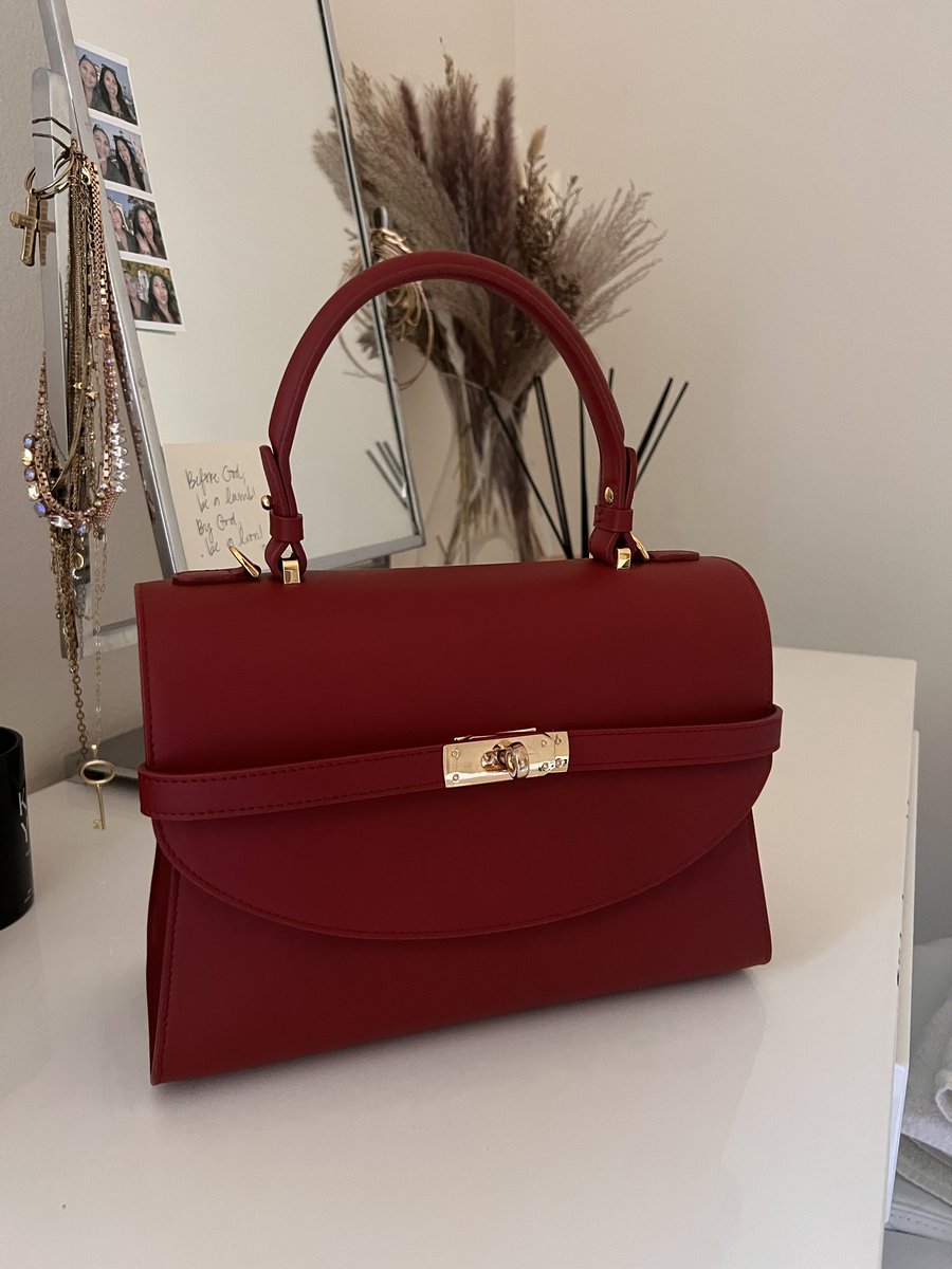 Shelly | UGC Creator tweet media