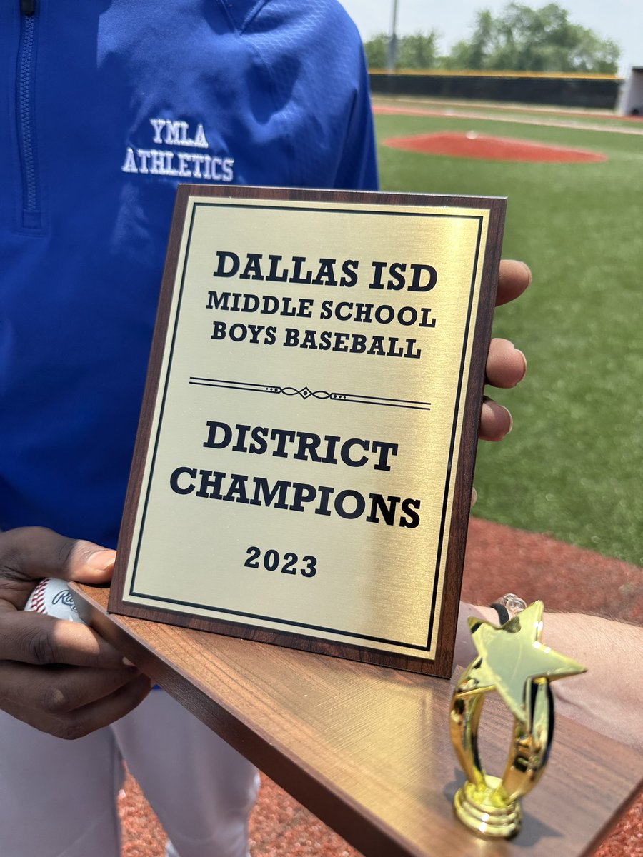 DISDSubs's tweet photo. RT @lulu_86_XA: First time in @YMLA_Florence history. 2023 Boys Baseball district champions. Words can’t describe how proud we are of the boys. #nowfamily @N_Bernardino @DrBrianLusk @dallasathletics @AngieGaylord https://t.co/UFFC4Zq83I